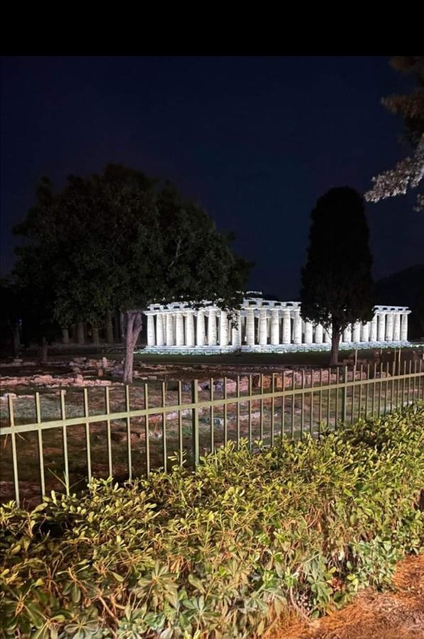 Hotel Calypso Remix Paestum Bagian luar foto